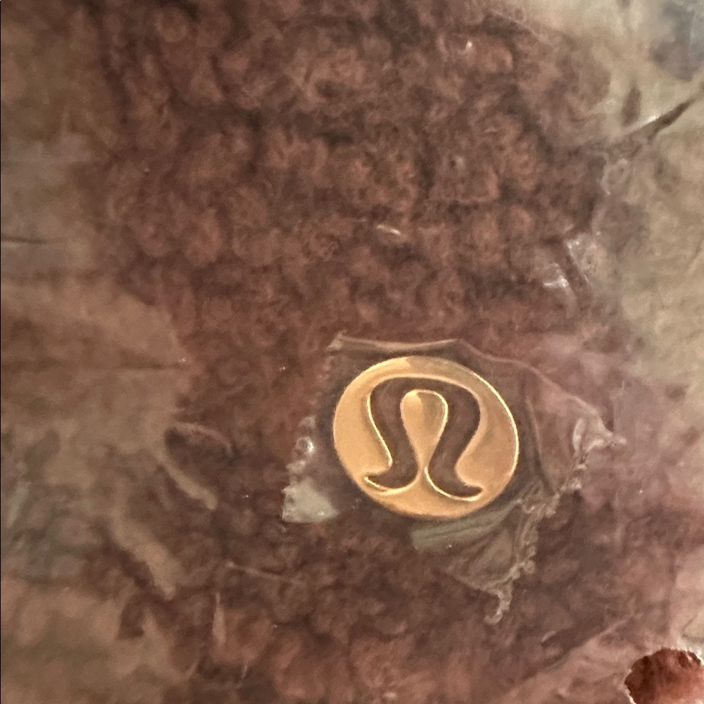 lululemon athletica Brown Sherpa Belt Bag - Picture 7 of 8